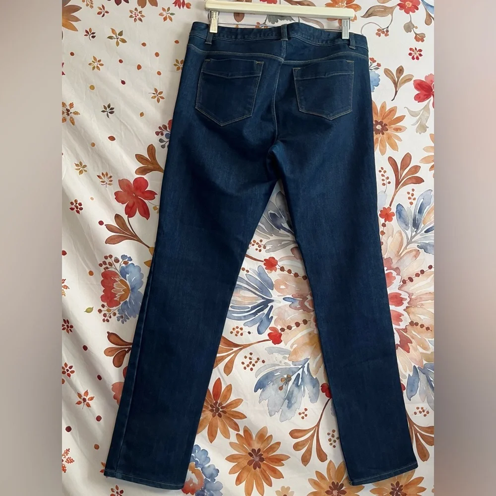 Lands End Womens 12 Dark Wash Slim Straight Fall Winter Denim Casual City Jeans - Picture 2 of 9